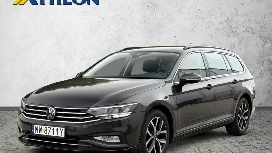 VOLKSWAGEN Passat -