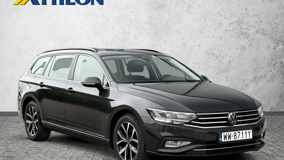VOLKSWAGEN Passat -