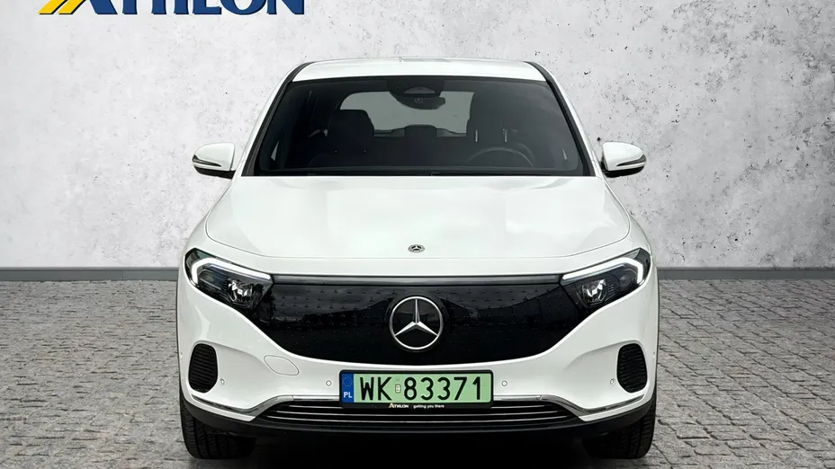 MERCEDES-BENZ EQA -