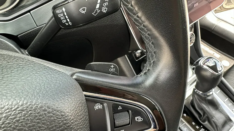 SKODA Superb -