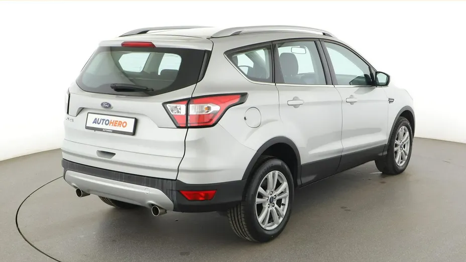 FORD Kuga -