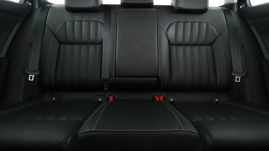 SKODA Superb -