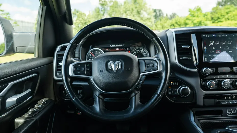 RAM 1500 -