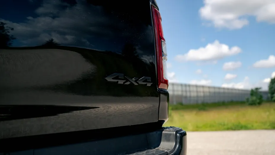 RAM 1500 -