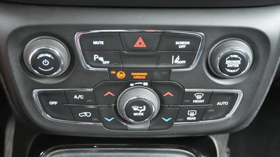 JEEP Compass -