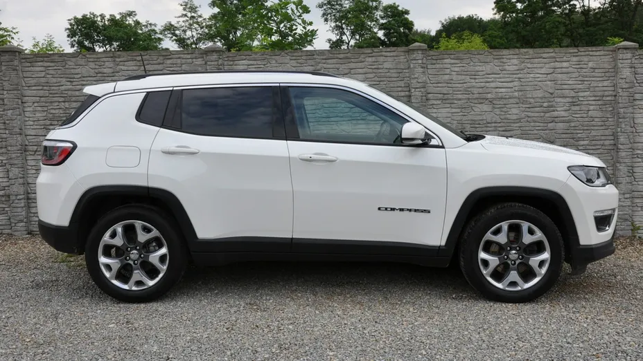 JEEP Compass -