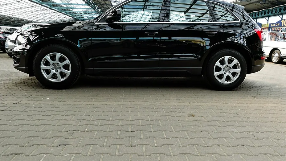 AUDI Q5 -