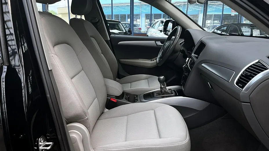 AUDI Q5 -
