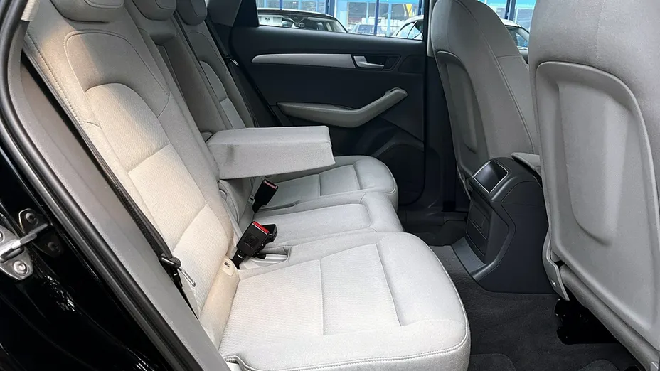 AUDI Q5 -