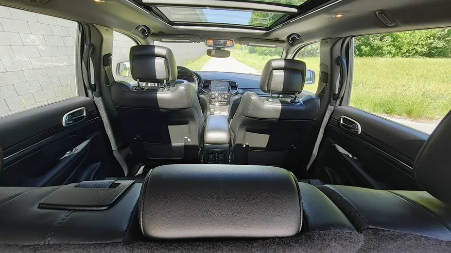 JEEP Grand Cherokee -