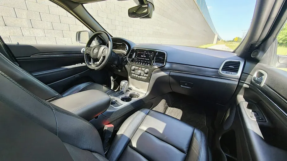 JEEP Grand Cherokee -