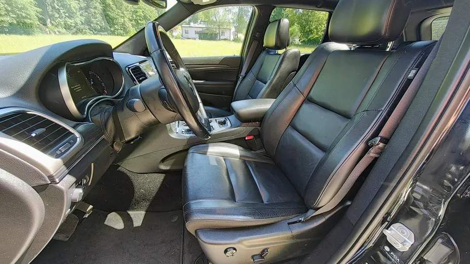 JEEP Grand Cherokee -