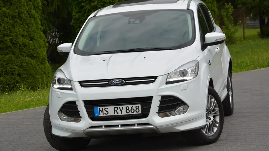 FORD Kuga -