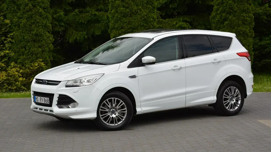 FORD Kuga -