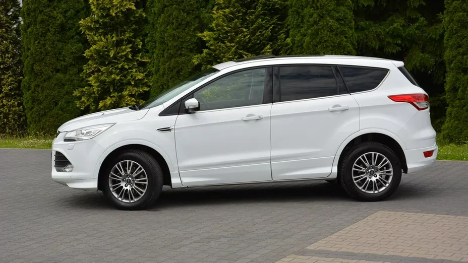 FORD Kuga -