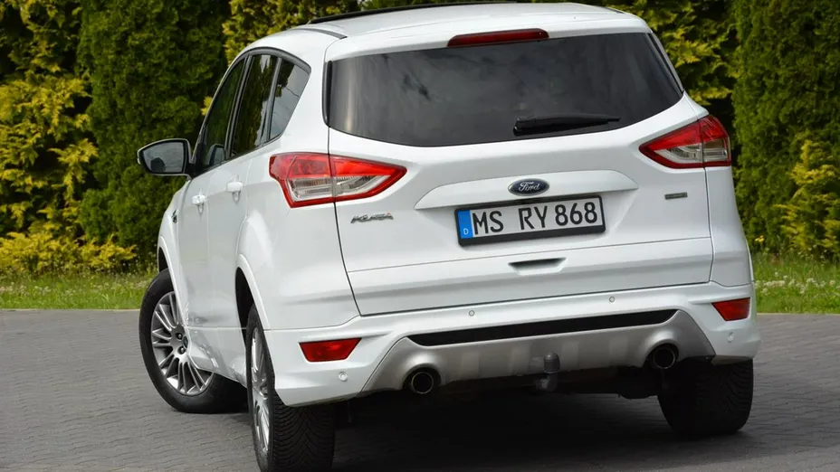FORD Kuga -