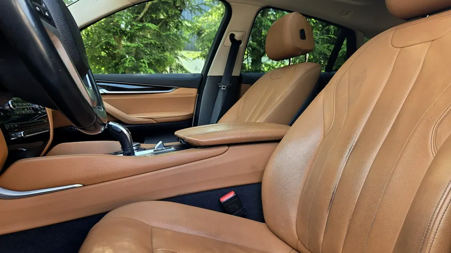 BMW X6 -