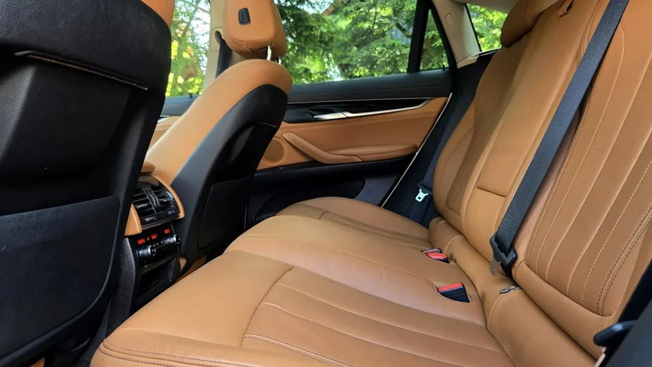 BMW X6 -