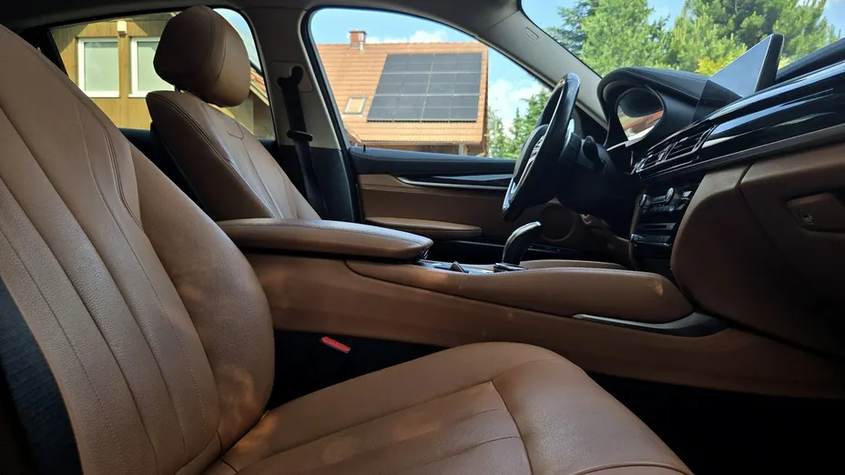 BMW X6 -