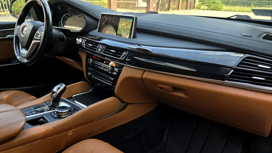 BMW X6 -