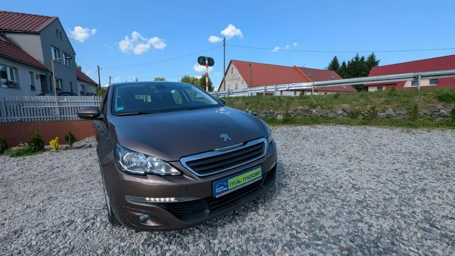 PEUGEOT 308 -