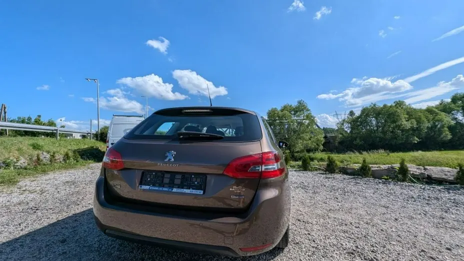 PEUGEOT 308 -