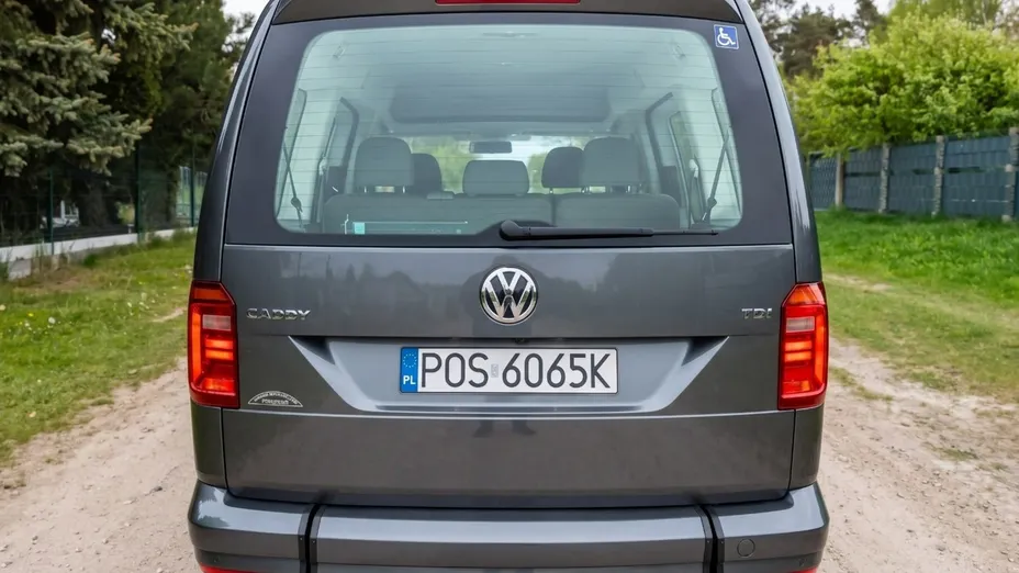 VOLKSWAGEN Caddy -