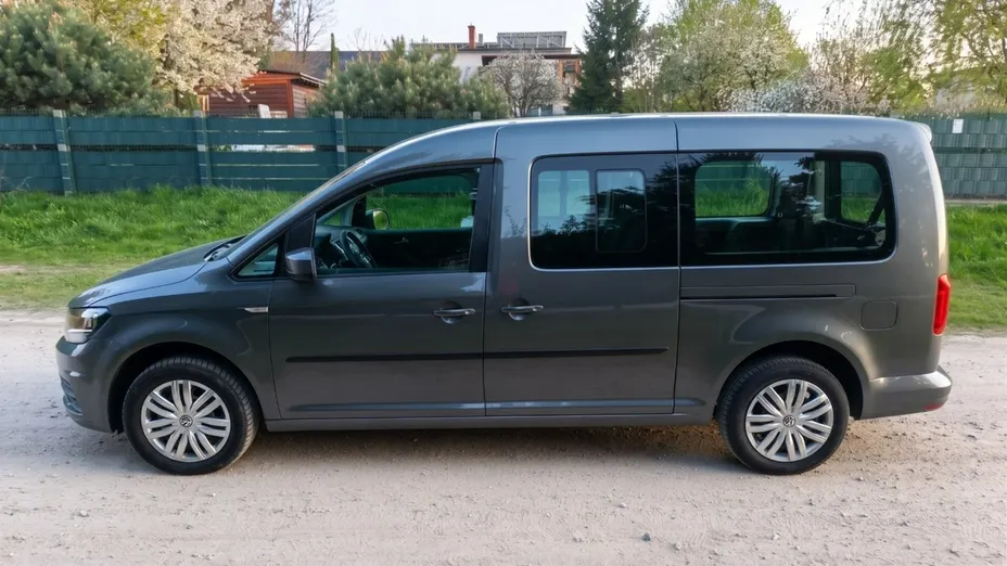 VOLKSWAGEN Caddy -