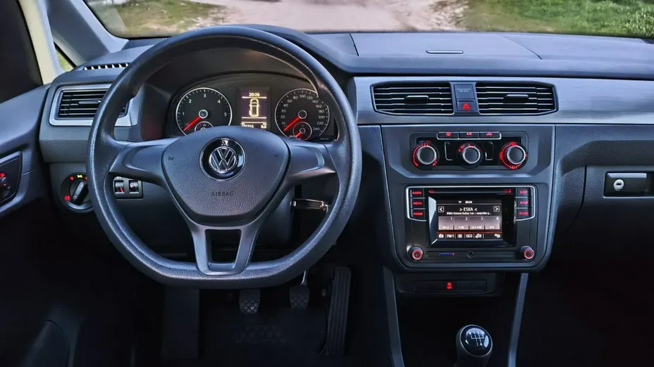 VOLKSWAGEN Caddy -
