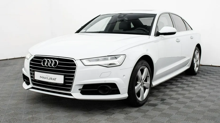 AUDI A6 -