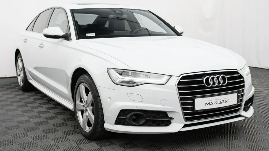 AUDI A6 -