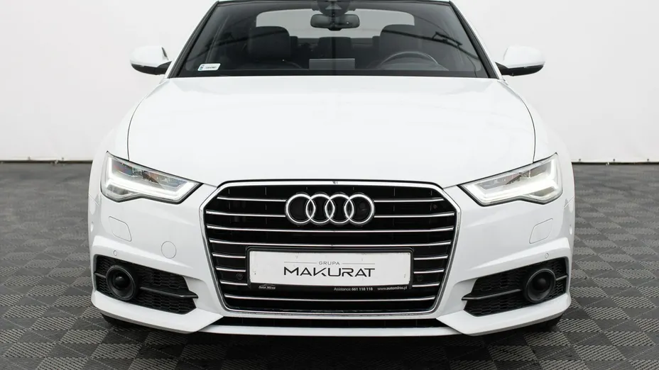 AUDI A6 -