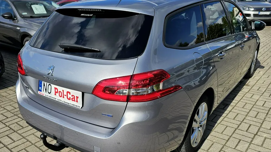 PEUGEOT 308 -