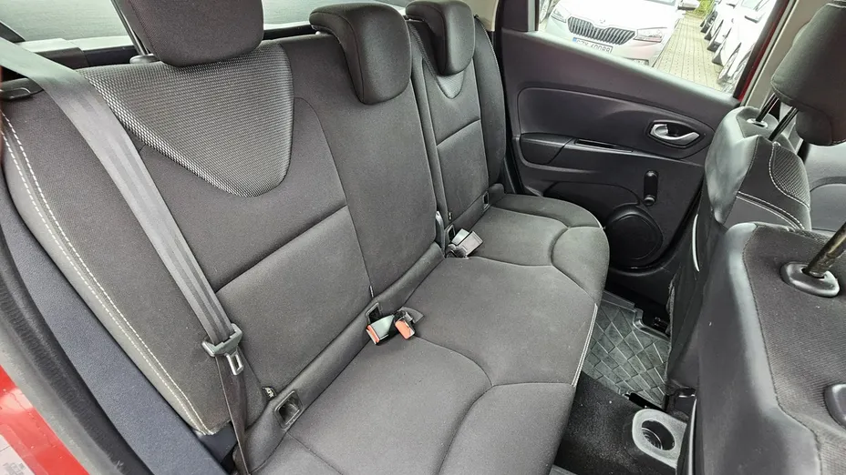 RENAULT Clio -