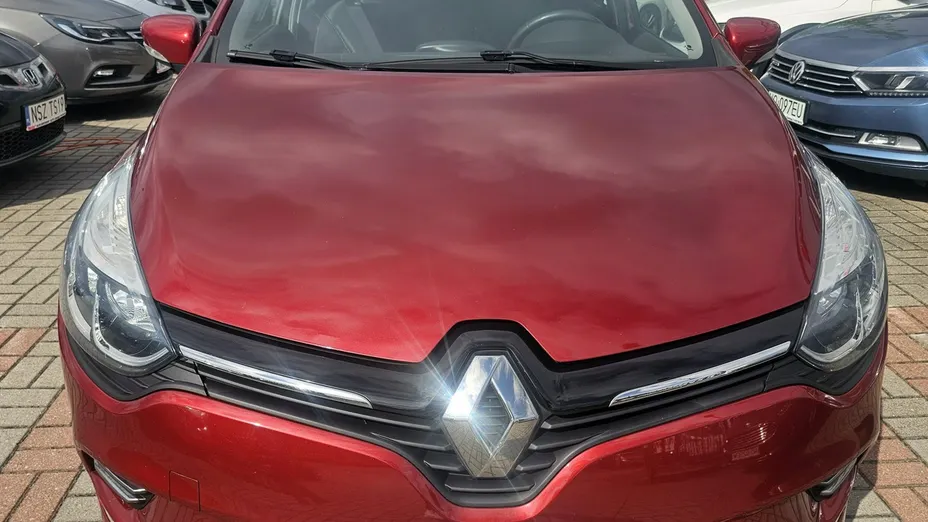 RENAULT Clio -