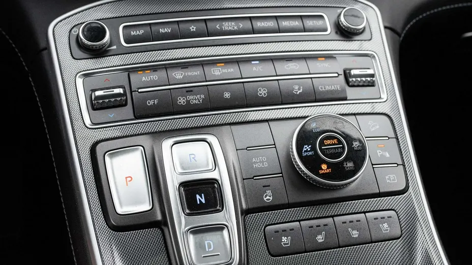 HYUNDAI Santa Fe -