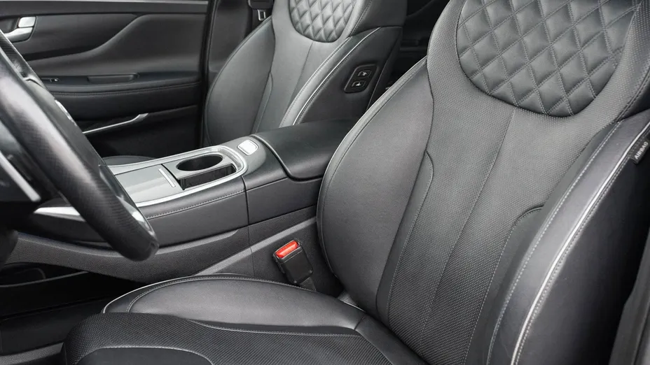 HYUNDAI Santa Fe -
