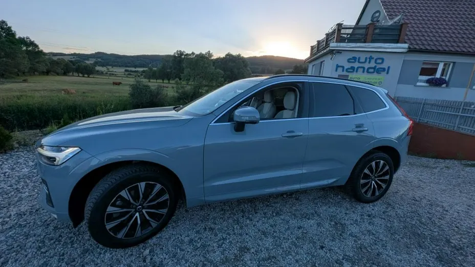 VOLVO XC60 -