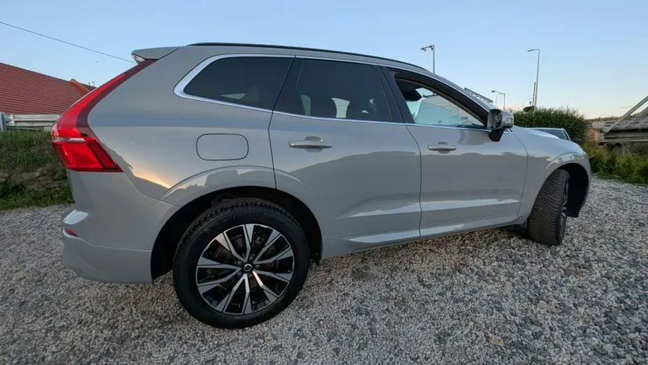 VOLVO XC60 -