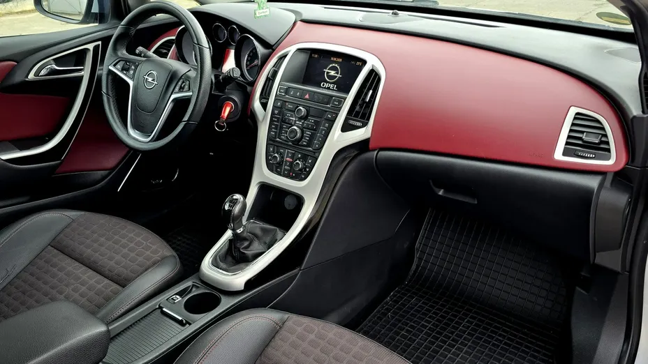 OPEL Astra -