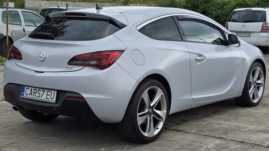 OPEL Astra -