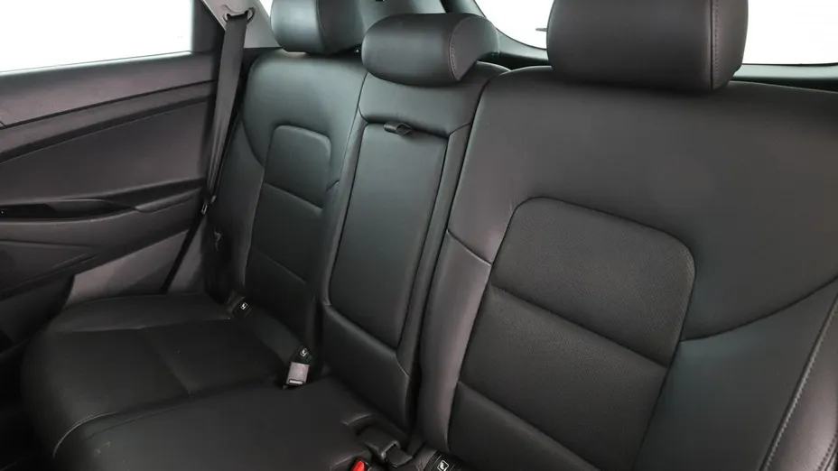 HYUNDAI Tucson -