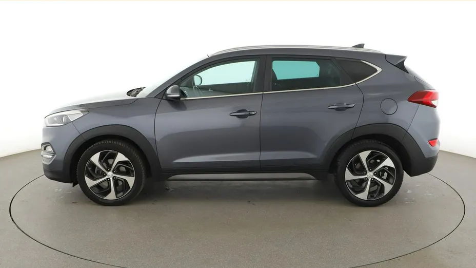 HYUNDAI Tucson -