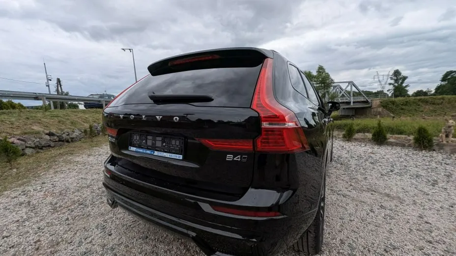 VOLVO XC60 -