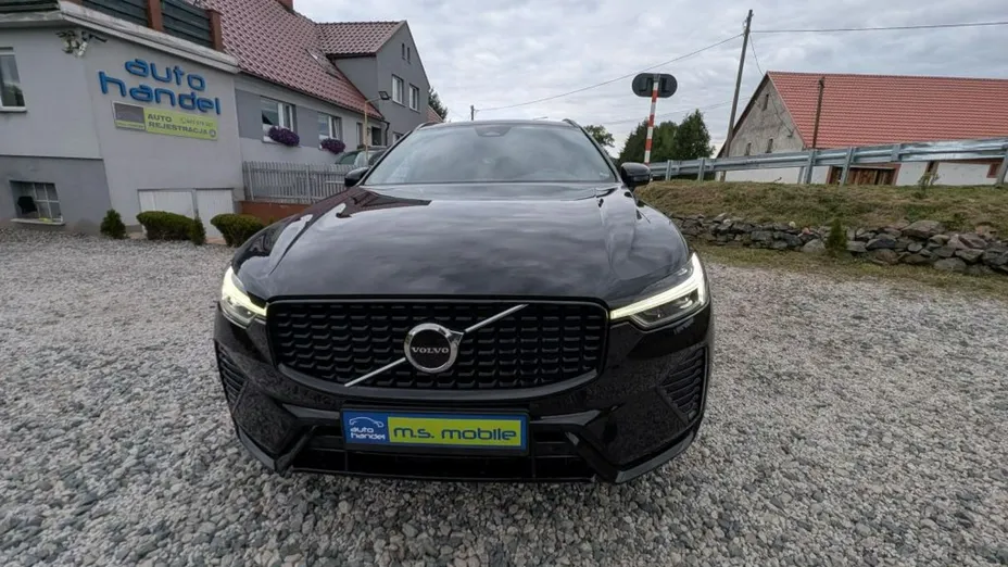 VOLVO XC60 -