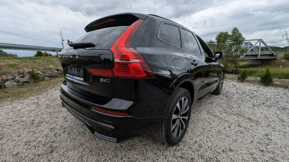 VOLVO XC60 -