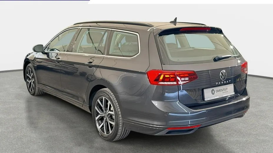 VOLKSWAGEN Passat -