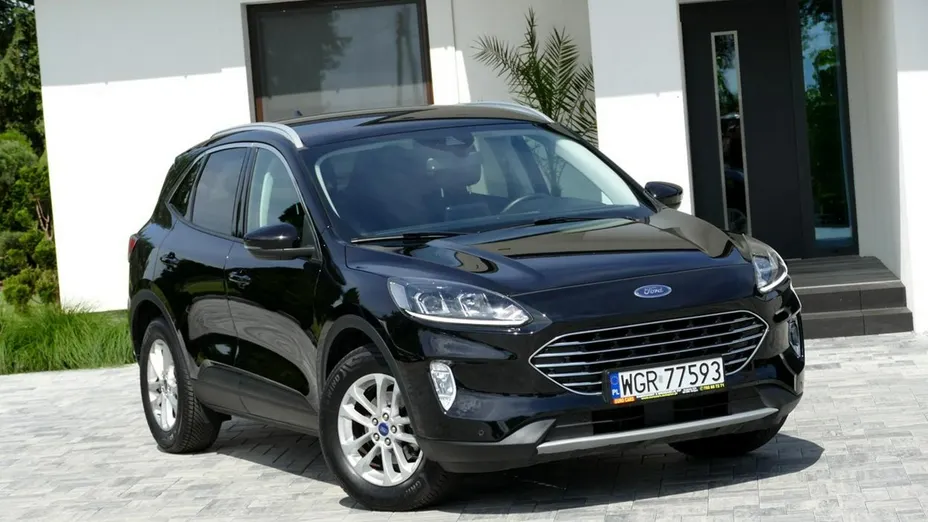 FORD Kuga -