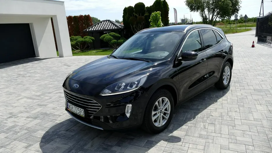 FORD Kuga -