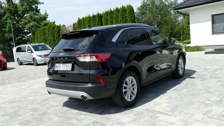 FORD Kuga -